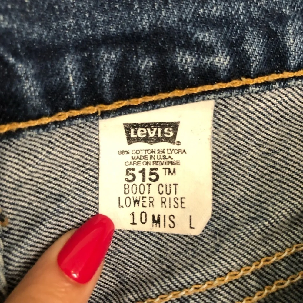 Vintage Levi 515 Boot Cut Low Rise Jeans Size 10 L